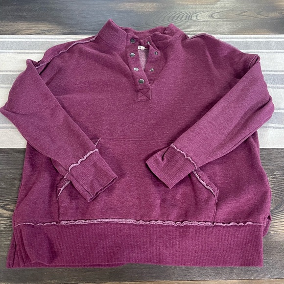 Maurices Women's Crewneck Sweater - Picture 1 of 4
